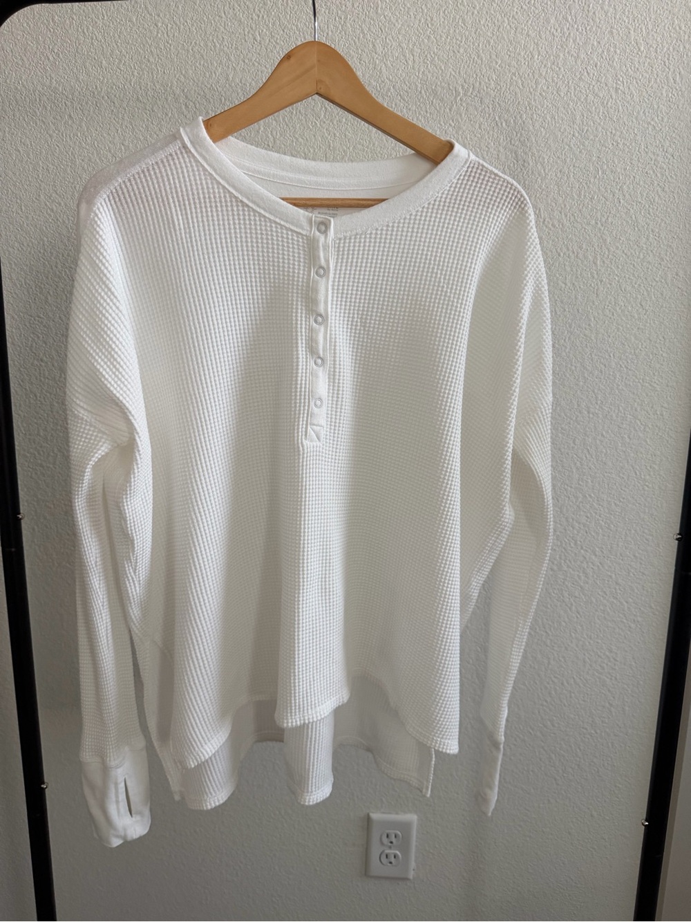 Offline by Aerie Waffle Knit Henley Top XS White Oversized 97% Cotton